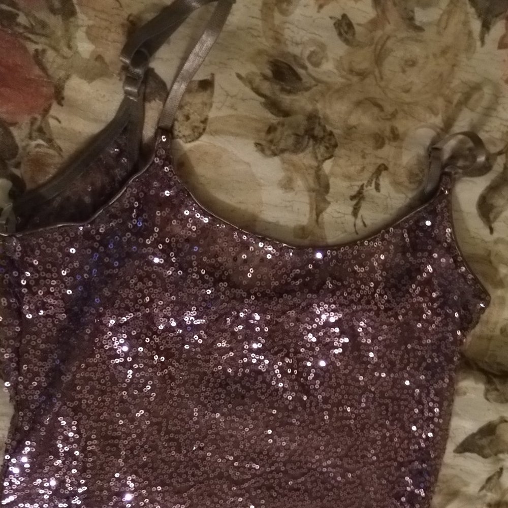 Pink sequinned slip - Picture 5 of 13